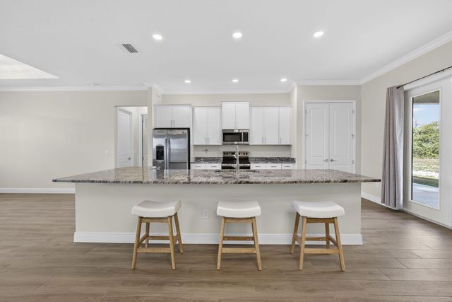 14043 87th Street N, Loxahatchee, FL 33470