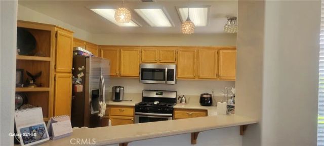 648 Essex Way, Banning, CA 92220