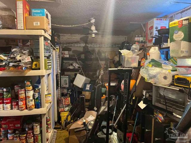 5633 Collinswood Dr, Milton, FL 32583