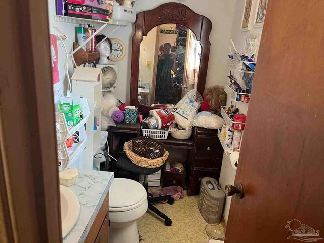 5633 Collinswood Dr, Milton, FL 32583