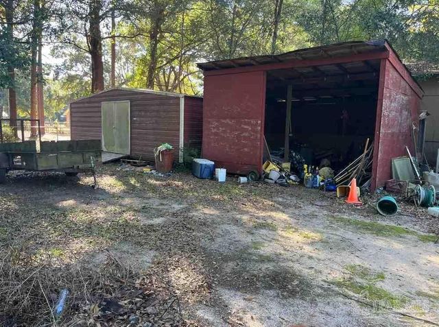 5633 Collinswood Dr, Milton, FL 32583