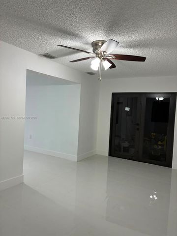 1480 NE 157th St, North Miami Beach, FL 33162