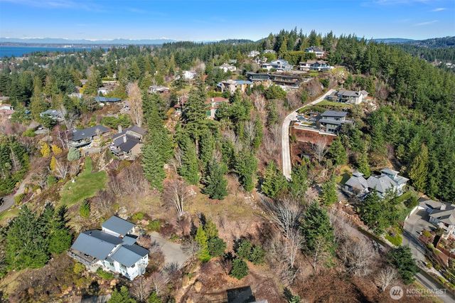 405 Arbutus Place, Bellingham, WA 98225