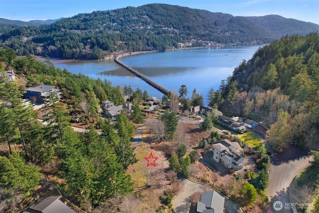 405 Arbutus Place, Bellingham, WA 98225