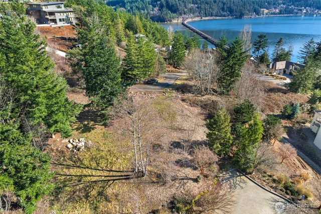 405 Arbutus Place, Bellingham, WA 98225