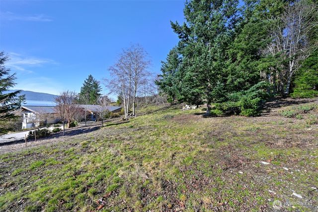 405 Arbutus Place, Bellingham, WA 98225