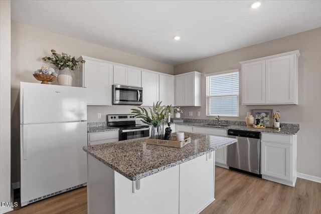 1613 Arapahoe Ridge Drive, Raleigh, NC 27604