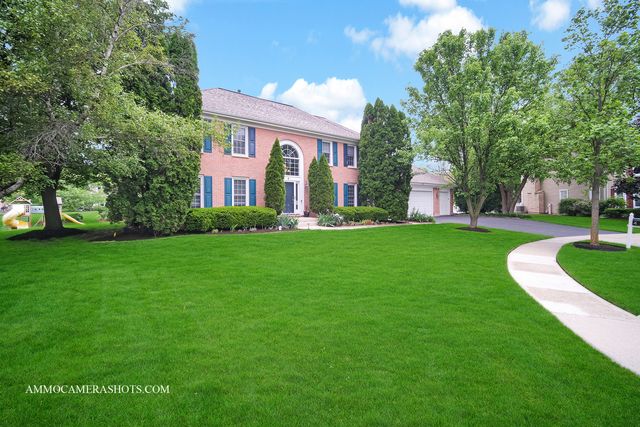 4 Dryden Court, Algonquin, IL 60102