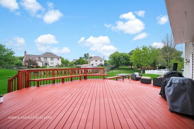 4 Dryden Court, Algonquin, IL 60102