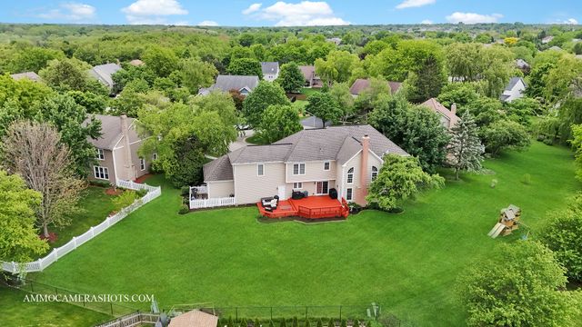 4 Dryden Court, Algonquin, IL 60102