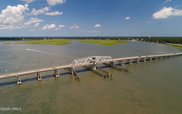 402 Wilmington Street, Beaufort, SC 29902