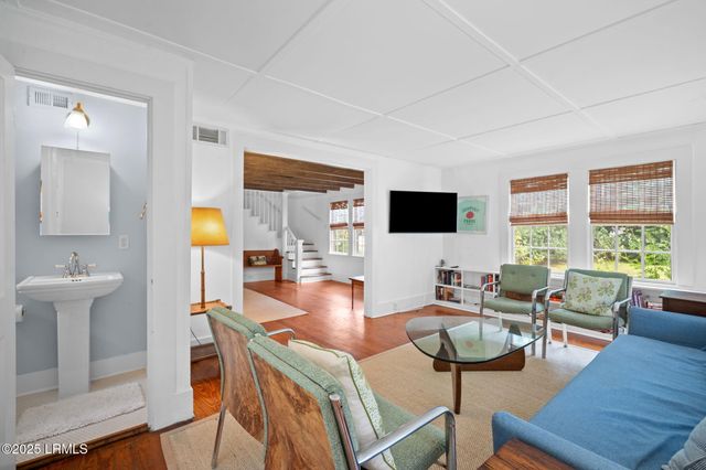 402 Wilmington Street, Beaufort, SC 29902