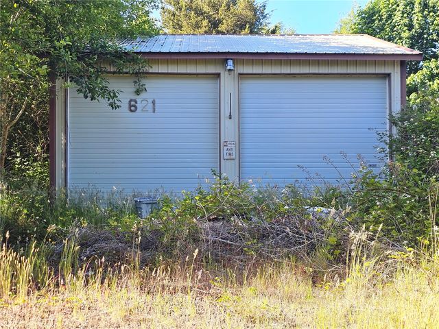 621 Ostman Road, Raymond, WA 98577