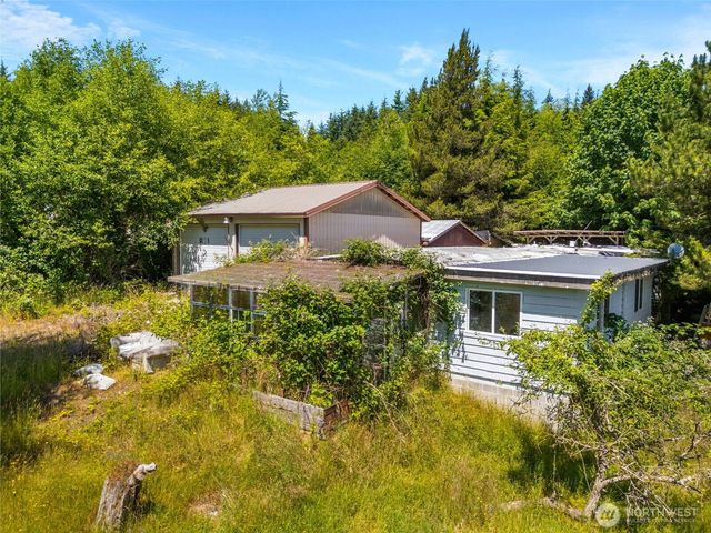 621 Ostman Road, Raymond, WA 98577