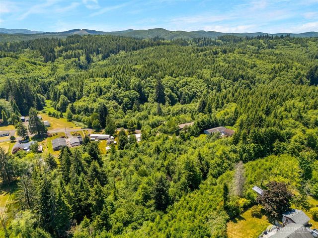 621 Ostman Road, Raymond, WA 98577