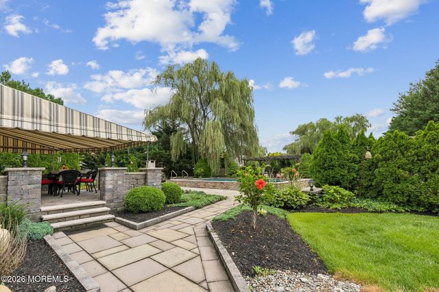 2381 Apple Ridge Circle, Manasquan, NJ 08736