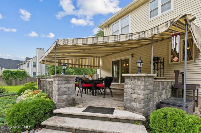 2381 Apple Ridge Circle, Manasquan, NJ 08736