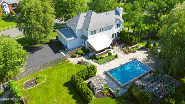 2381 Apple Ridge Circle, Manasquan, NJ 08736