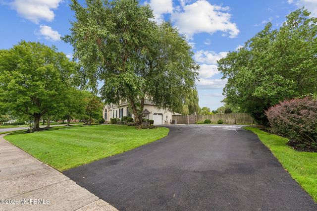 2381 Apple Ridge Circle, Manasquan, NJ 08736