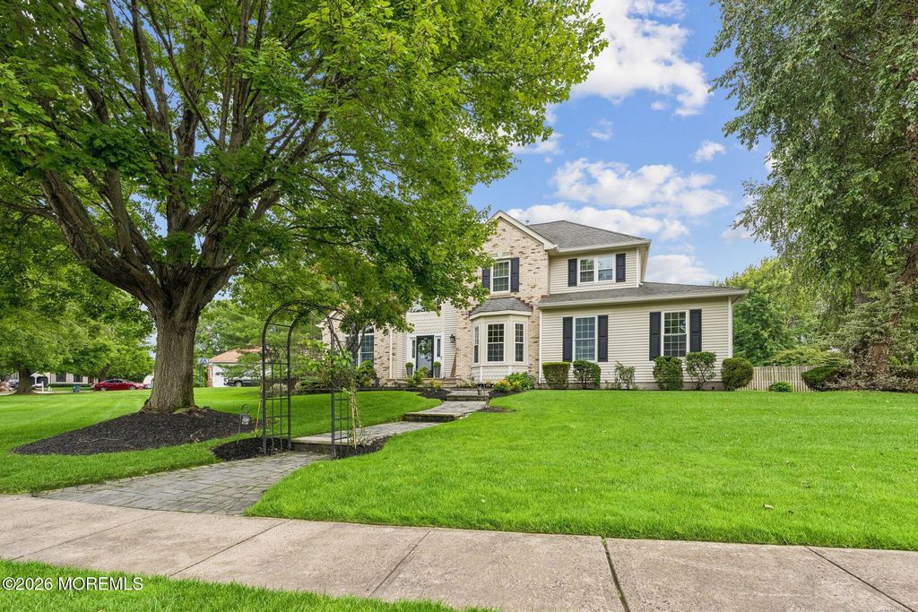 2381 Apple Ridge Circle, Manasquan, NJ 08736