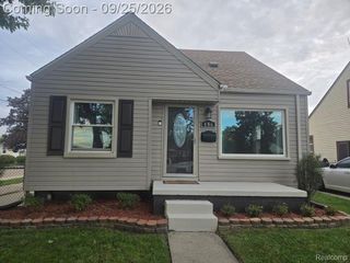 486 Lincoln Avenue, Lincoln Park, MI 48146