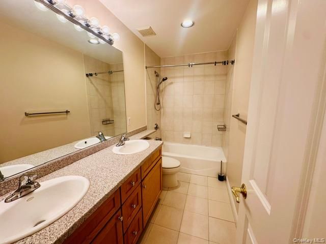 51 Winding Ridge Road, White Plains, NY 10603