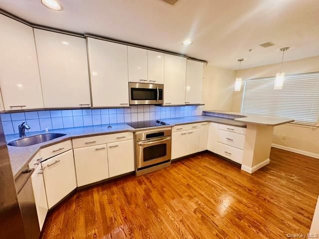 51 Winding Ridge Road, White Plains, NY 10603