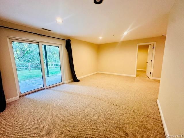 51 Winding Ridge Road, White Plains, NY 10603