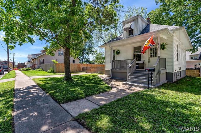 2623 Margarette Avenue, Maplewood, MO 63143