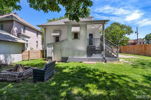 2623 Margarette Avenue, Maplewood, MO 63143