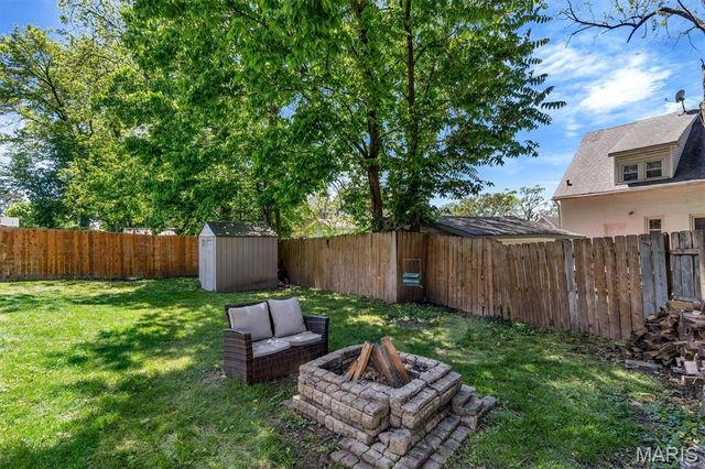 2623 Margarette Avenue, Maplewood, MO 63143