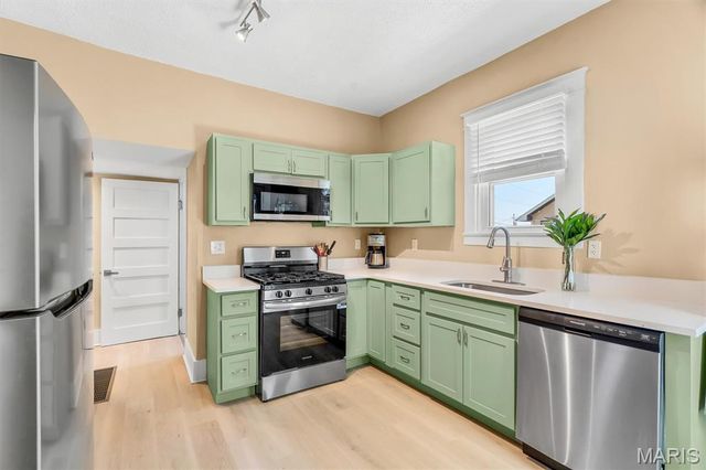 2623 Margarette Avenue, Maplewood, MO 63143