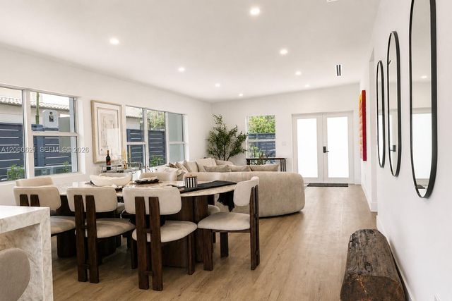 2416 NE 19th Terrace, Wilton Manors, FL 33305