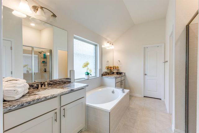 2212 McClendon TRL, Leander, TX 78641