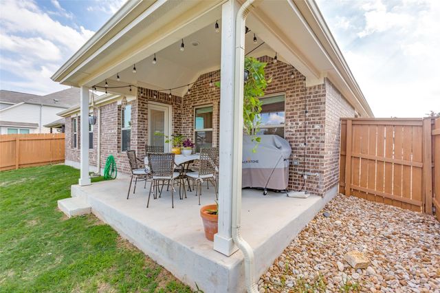 2212 McClendon TRL, Leander, TX 78641