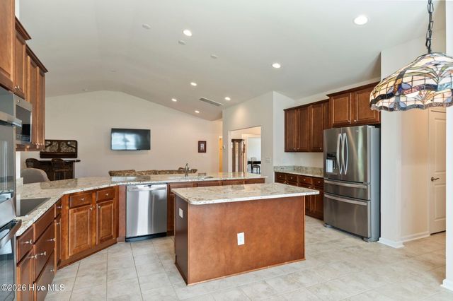 6767 E Lindley Lane SW, Ocean Isle Beach, NC 28469