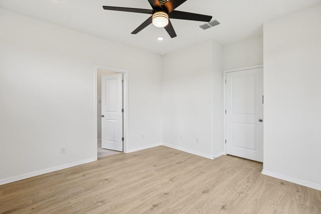 1816 Halas ST, Manchaca, TX 78652