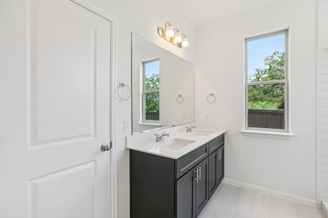 1816 Halas ST, Manchaca, TX 78652