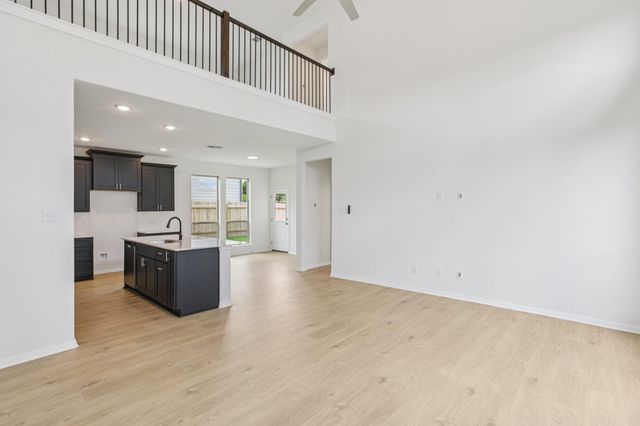 1816 Halas ST, Manchaca, TX 78652