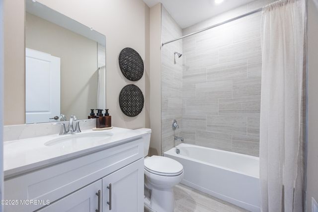 114 Fillmore Drive, Monroe, NJ 08831