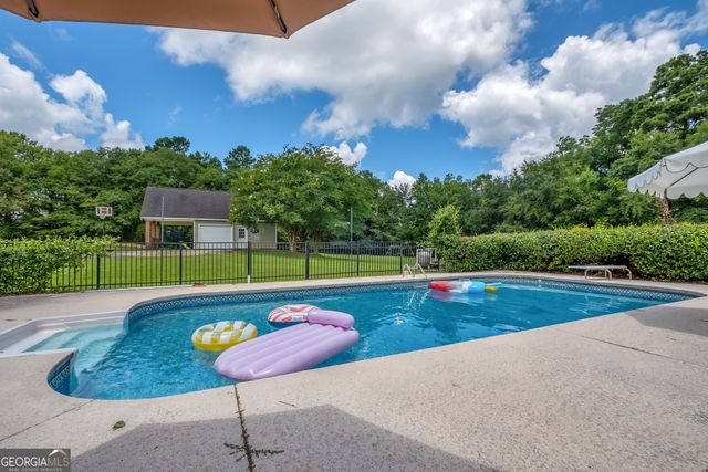 1137 Summerfield Drive, Cairo, GA 39828