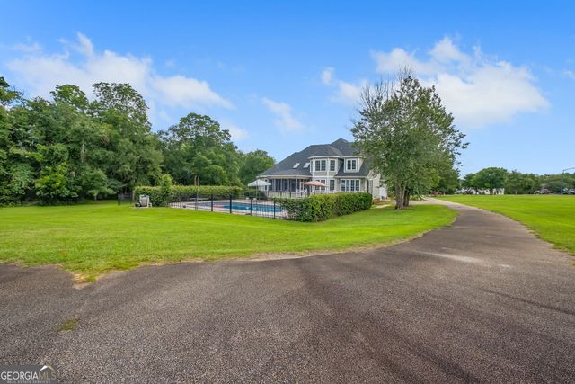 1137 Summerfield Drive, Cairo, GA 39828