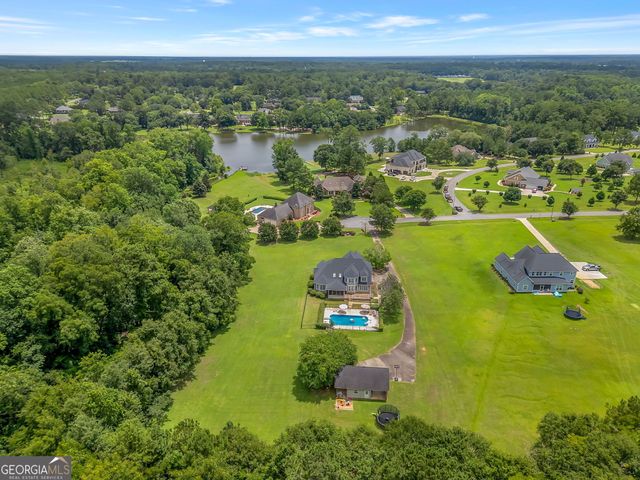 1137 Summerfield Drive, Cairo, GA 39828