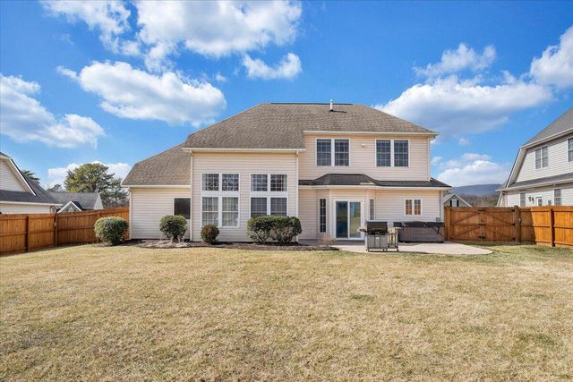 712 Doyle ST, Salem, VA 24153