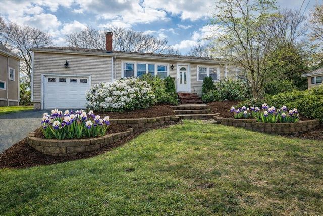 829 Gay Street, Westwood, MA 02090