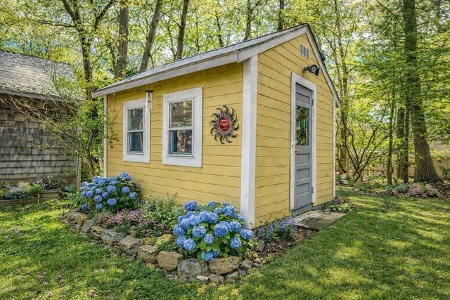 829 Gay Street, Westwood, MA 02090