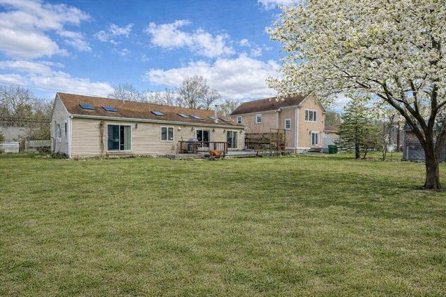 829 Gay Street, Westwood, MA 02090