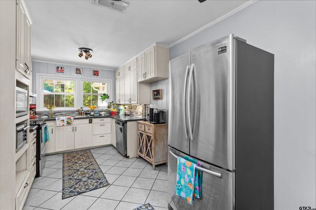 3000 Jan Ave., Tyler, TX 75701