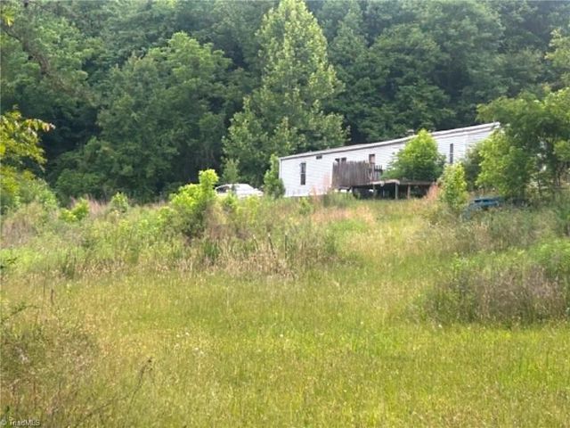 1085 Oak Forest Road, Tobaccoville, NC 27050