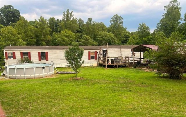 1085 Oak Forest Road, Tobaccoville, NC 27050